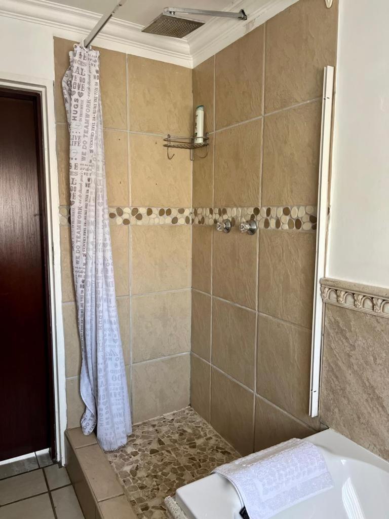Silken Trap Accommodation No Loadshedding Johannesburg Ngoại thất bức ảnh